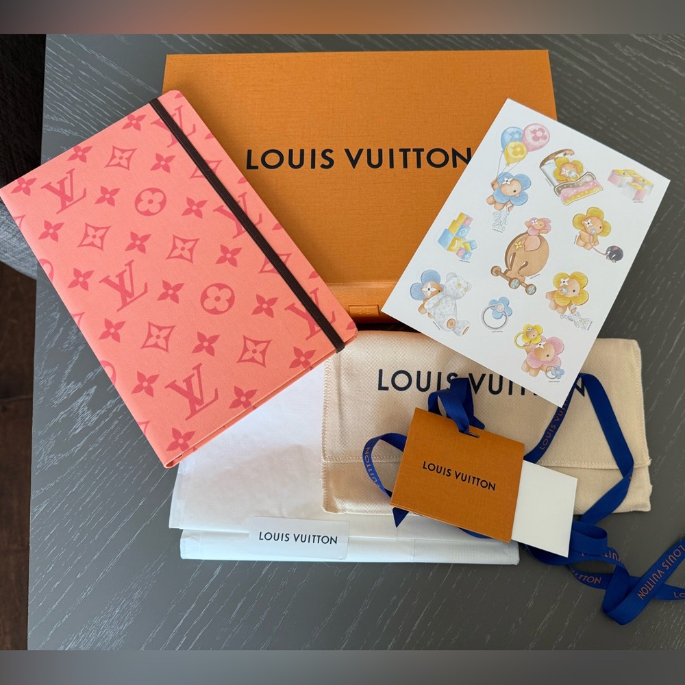 *BNIB FULL INCLUSION Louis Vuitton Jane MM Notebook